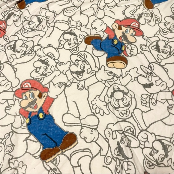 Super Mario Full Flat Sheet 81” x 57” - Picture 10 of 16